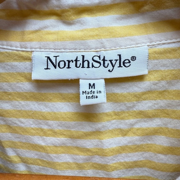 North Style Yellow Striped Sleeveless Cotton Collared Shirt Women’s Size medium - Picture 4 of 4
